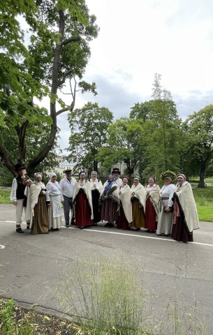 Ēdoles kultūras nama folkloras kopa ''Ēdol's Ķists''